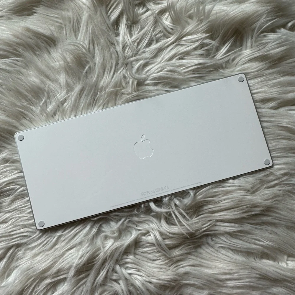 Apple wireless Magic Keyboard